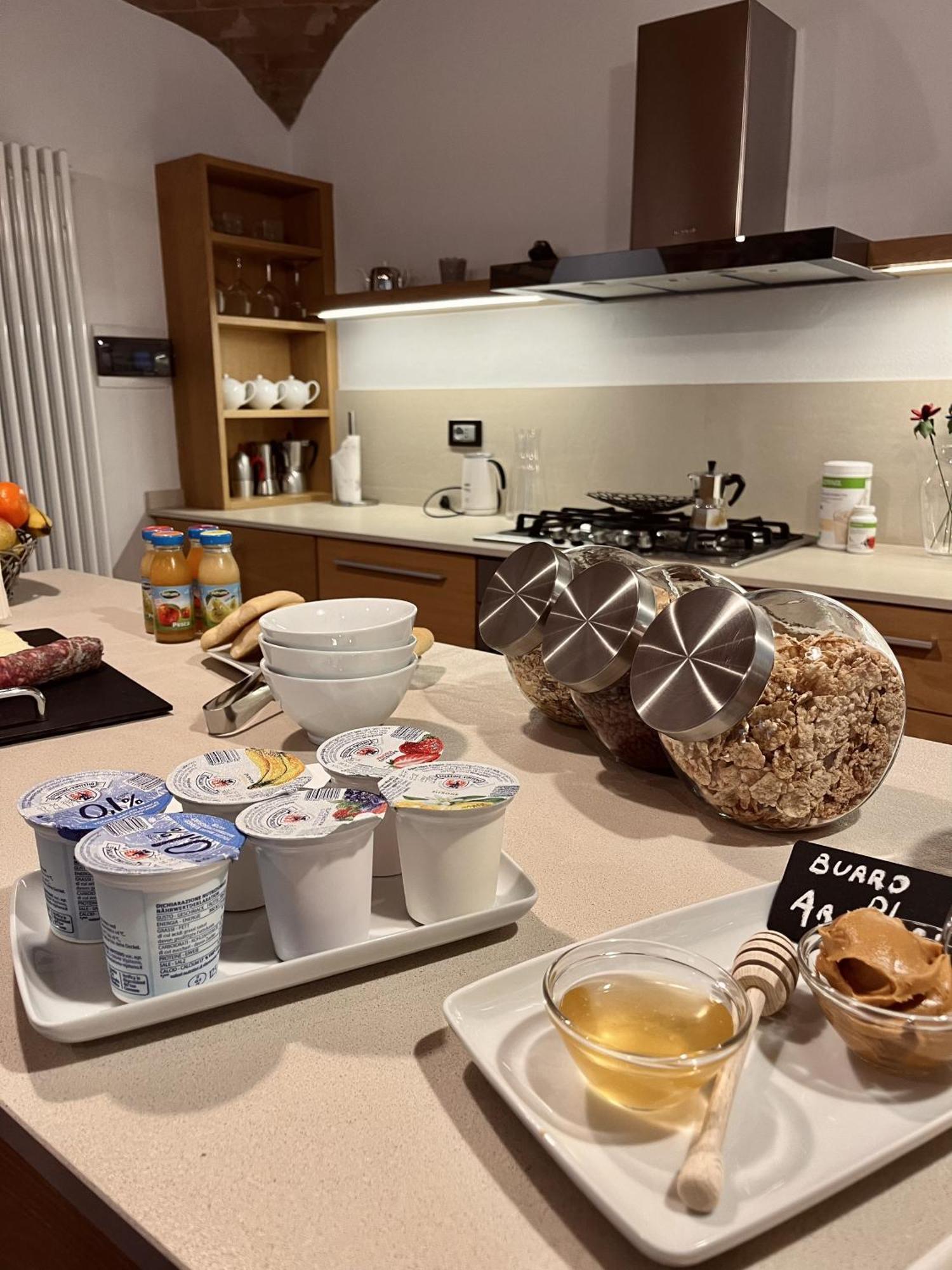 Casa Caimotta Hotel Neive Bagian luar foto