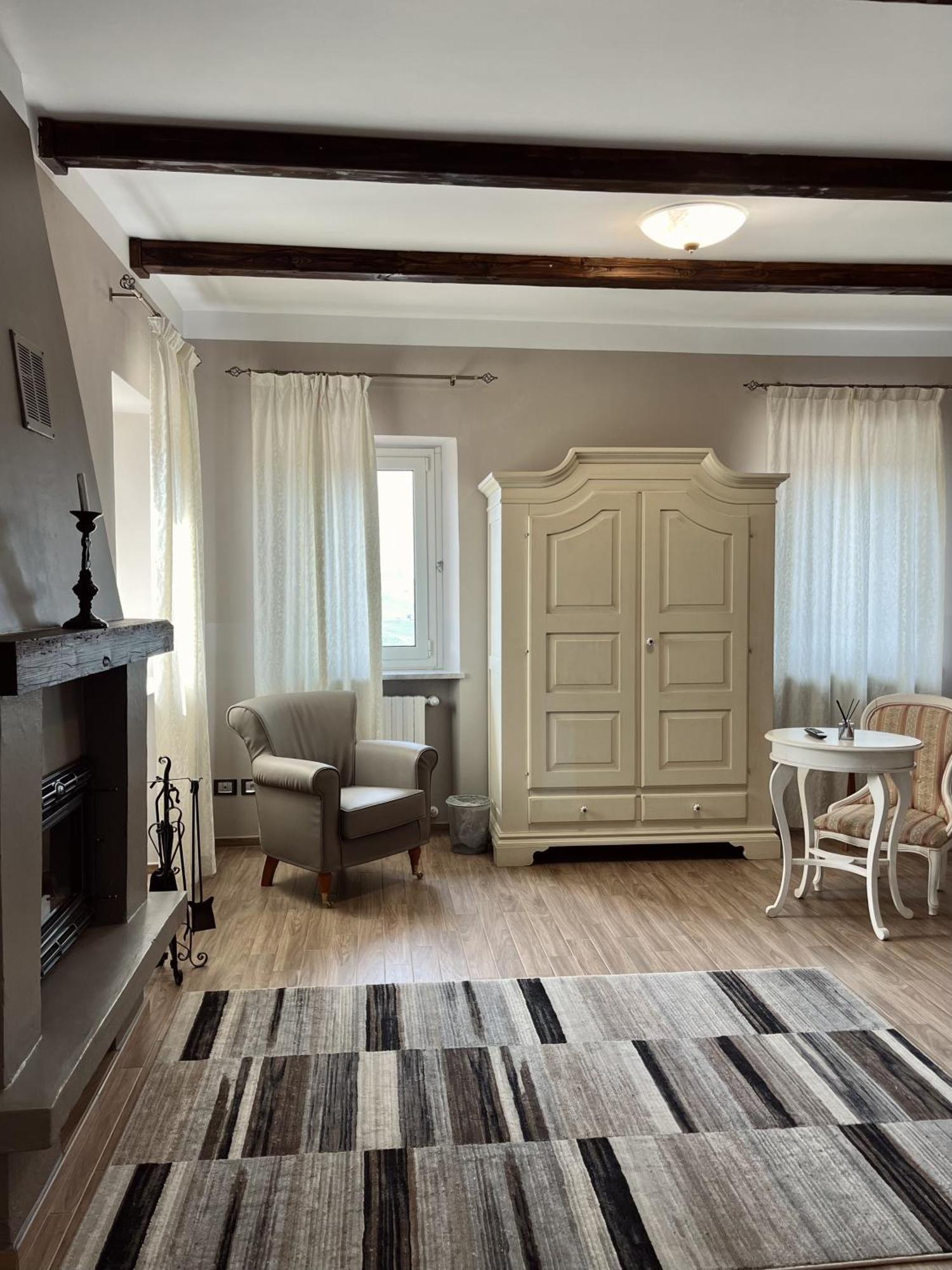 Casa Caimotta Hotel Neive Bagian luar foto